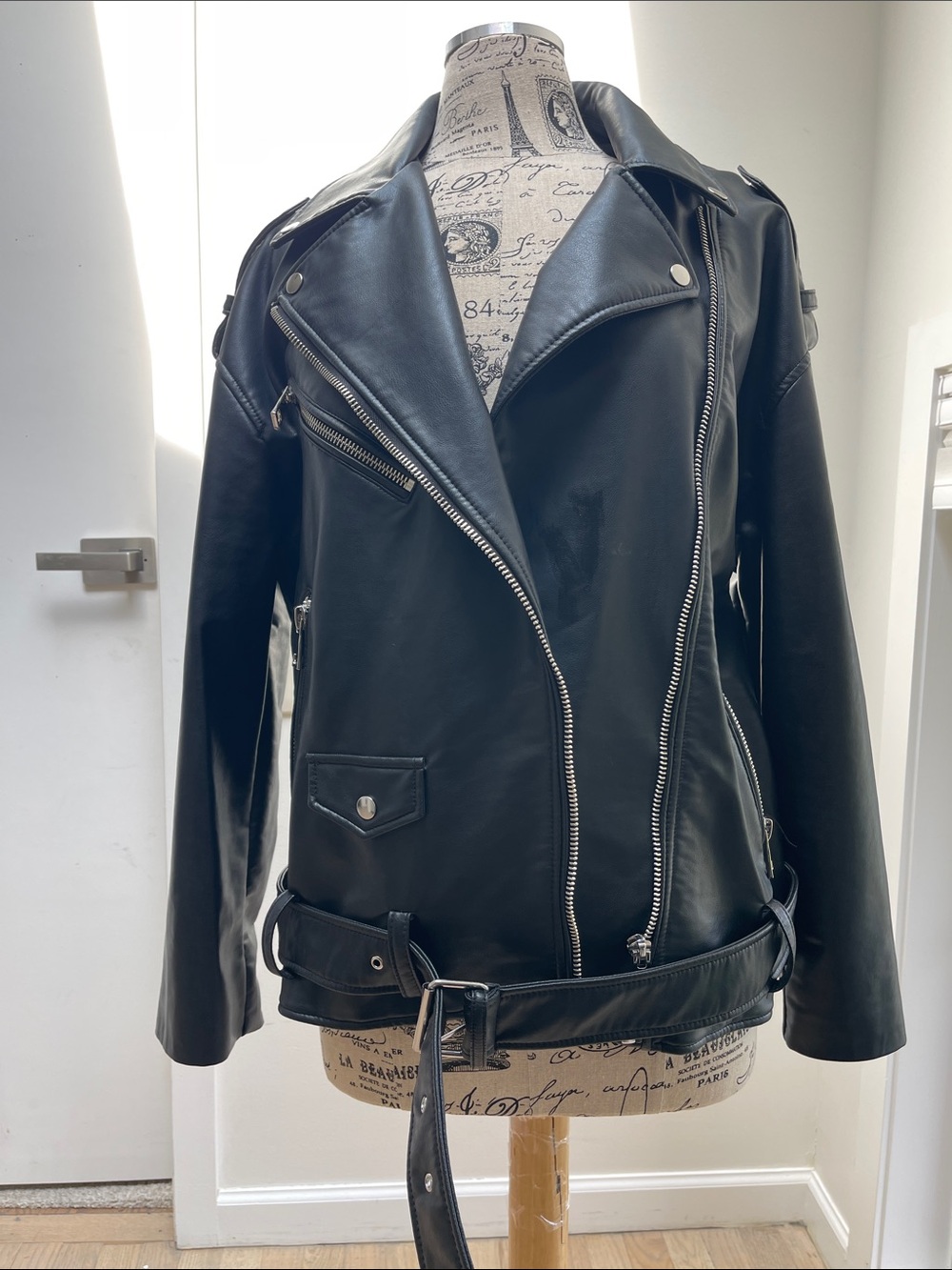 Zara Black faux Leather Biker Jacket with Silver Hardware - Women
